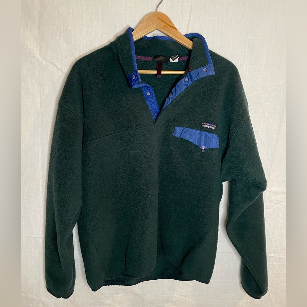 Men’s size L Patagonia Sweater